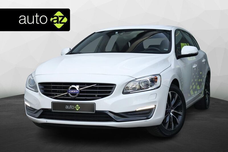 Weiß Gebraucht 2017 Volvo V60 Dynamic Kombi | 16.200 € (Fairer Preis) - Bild 1/4