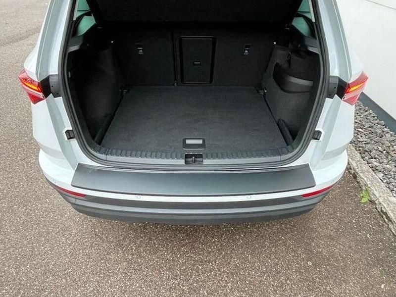 Gebraucht Skoda Karoq Selection 150 PS (110 kW) 2024 Weiss SUV