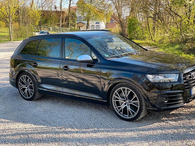 Gebraucht Audi SQ7 Advanced 435 PS (319 kW) 2018 Schwarz SUV