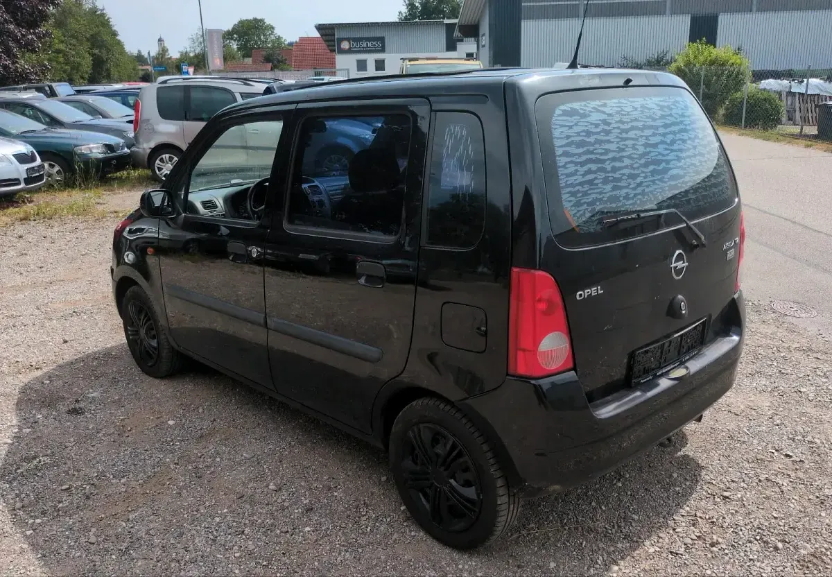 Gebraucht Opel Agila 75 PS (55 kW) 2002 Schwarz Van / Kleinbus