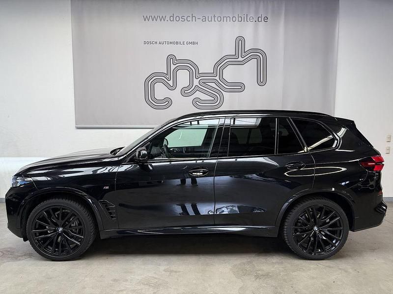Black sapphire Gebraucht 2024 BMW X5 M Sport SUV | 71.990 € (Superpreis) - Bild 1/4