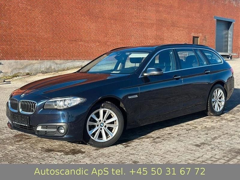 Gebraucht BMW 520 190 PS (139 kW) 2016 Blau Kombi