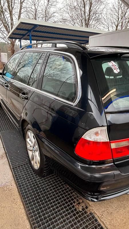 Gebraucht BMW 320 150 PS (110 kW) 2005 Kombi