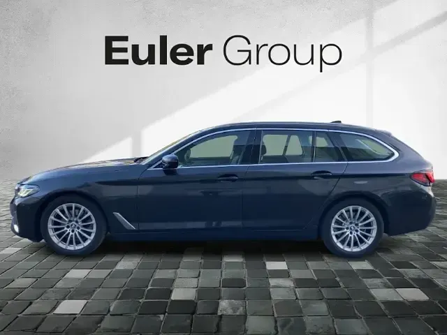 Gebraucht BMW 520 Performance 190 PS (139 kW) 2023 Grau Kombi