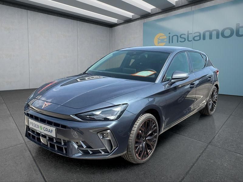 Grau Neu 2025 Cupra Leon VZ Kleinwagen | 46.749 € (Teuer) - Bild 1/4