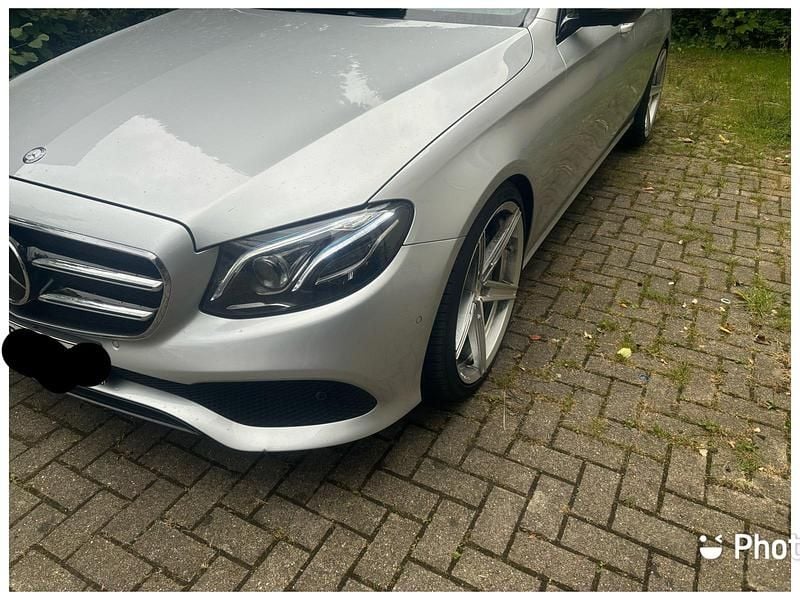 Brugt Mercedes E220 Night 194 HK (142 kW) 2016 Sølv Sedan