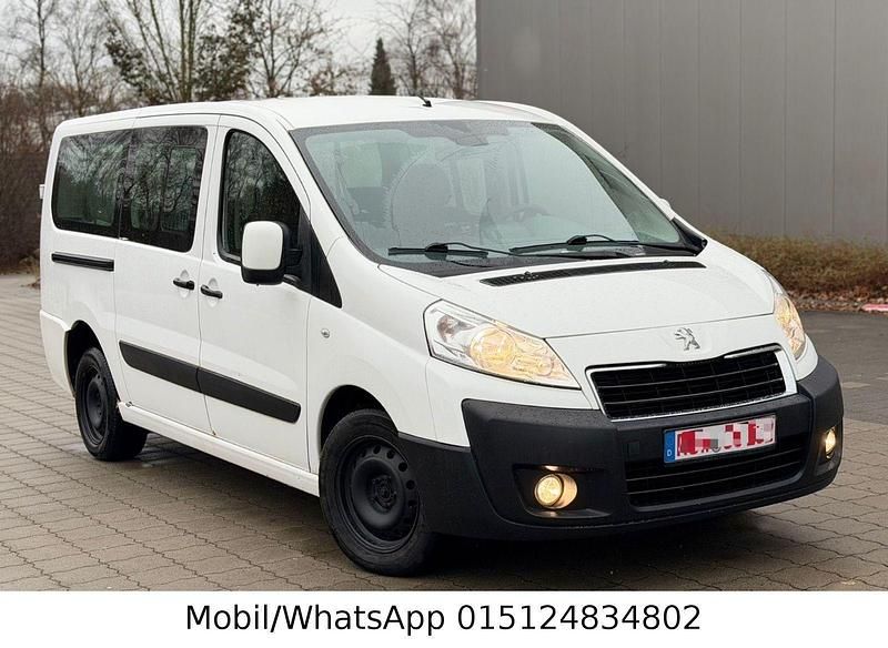 Gebraucht Peugeot TePee 128 PS (94 kW) 2015 Weiß Van