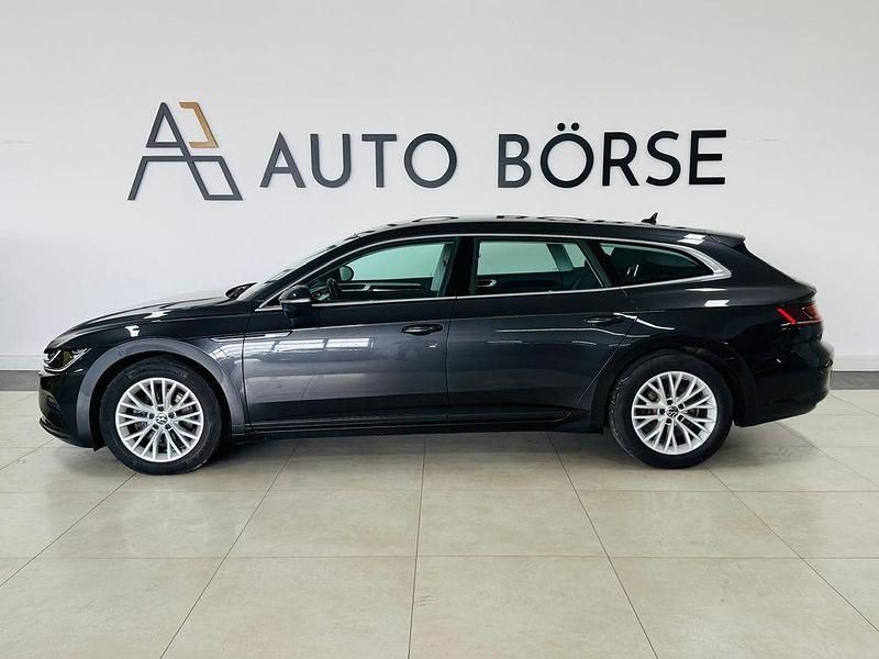 Używany VW Arteon 150 KM (110 kW) 2023 Szary Sedan/Limuzyna