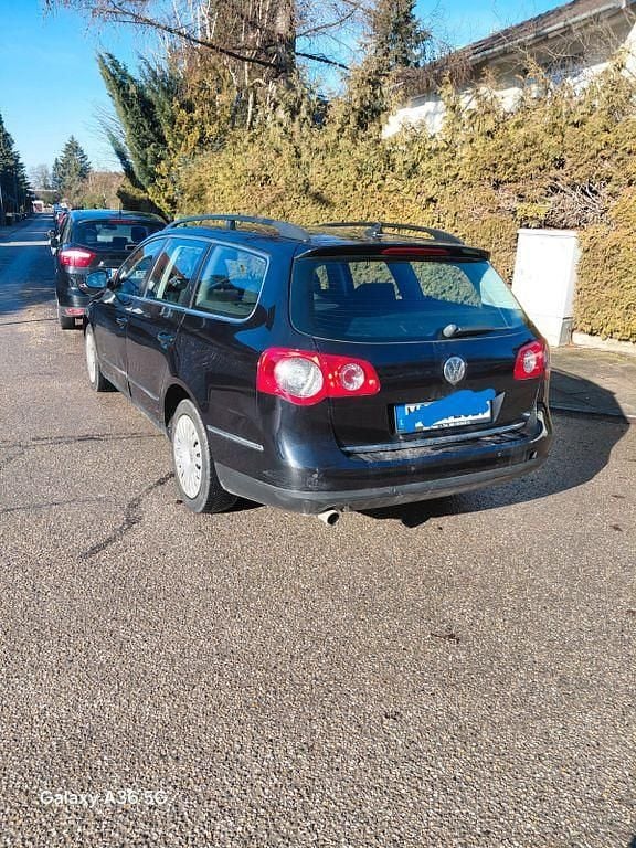 Gebraucht VW Passat Comfortline 122 PS (89 kW) 2009 Schwarz Limousine