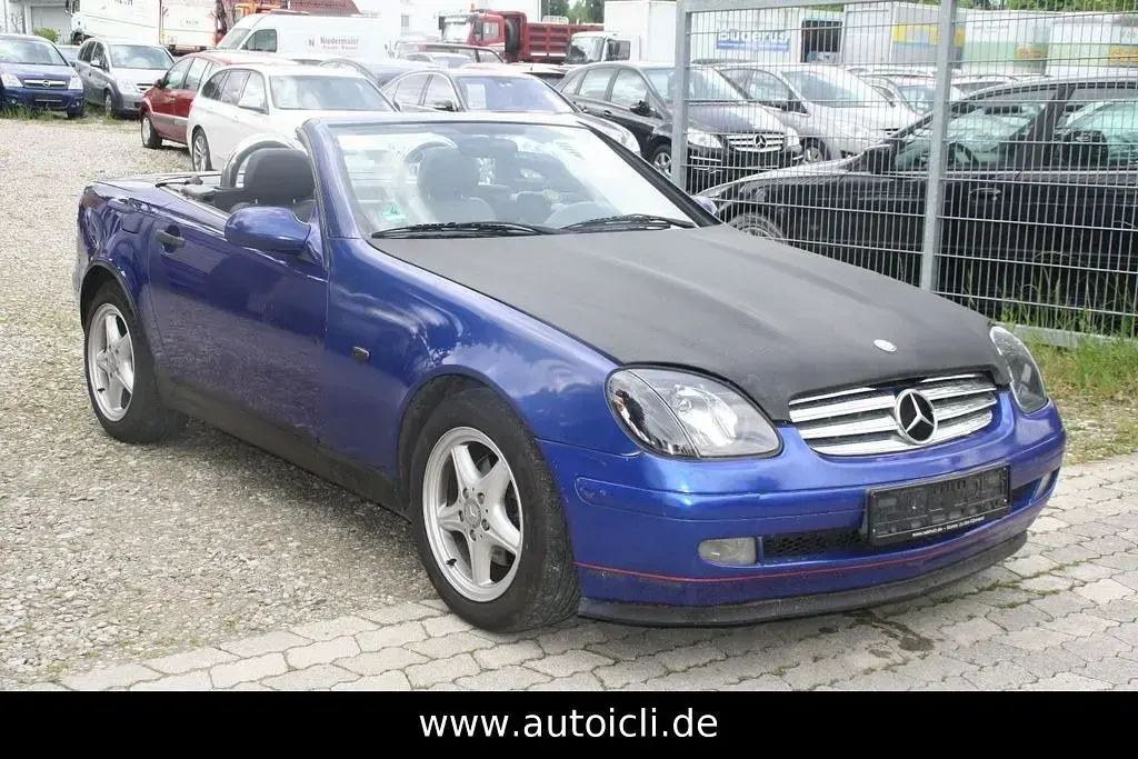 Second-hand Mercedes SLK200 136 CP (100 kW) 1998 Albastru Cabrio