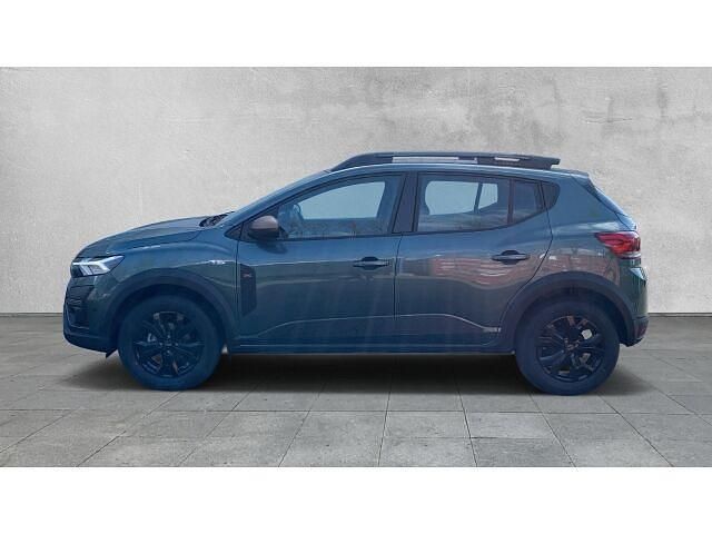 Gebraucht Dacia Sandero Extreme 101 PS (74 kW) 2024 Zedergrün Kleinwagen
