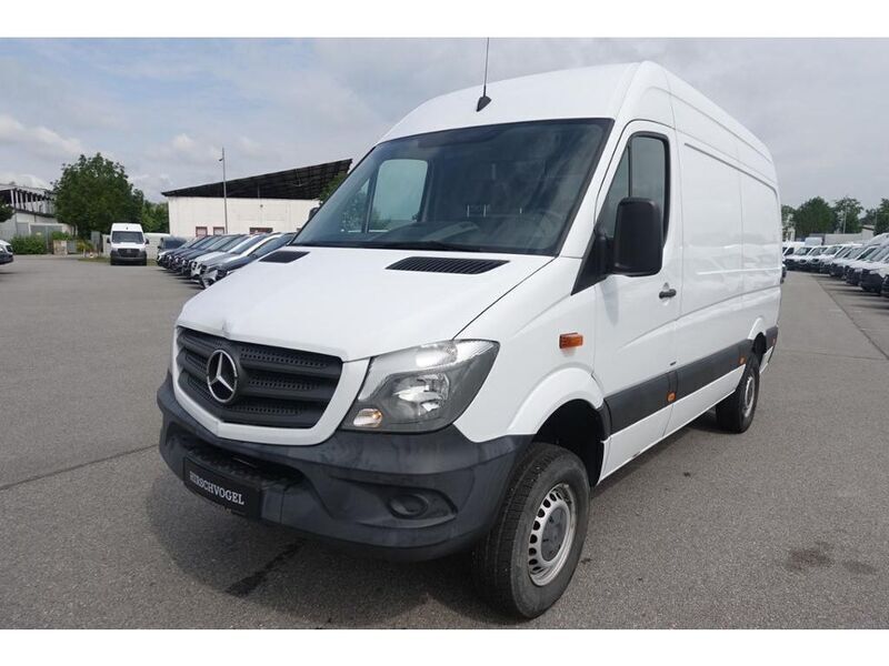 Arktikweiss Gebraucht 2016 Mercedes Sprinter Van | 34.391 € - Bild 1/4