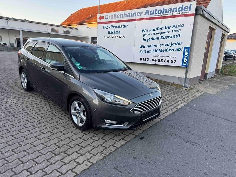 Gebraucht Ford Focus 125 PS (91 kW) 2016 Grau Kombi