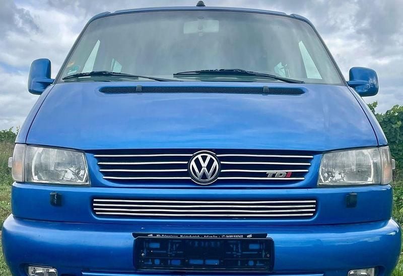 Second-hand VW T4 151 CP (111 kW) 2001 Albastru Van