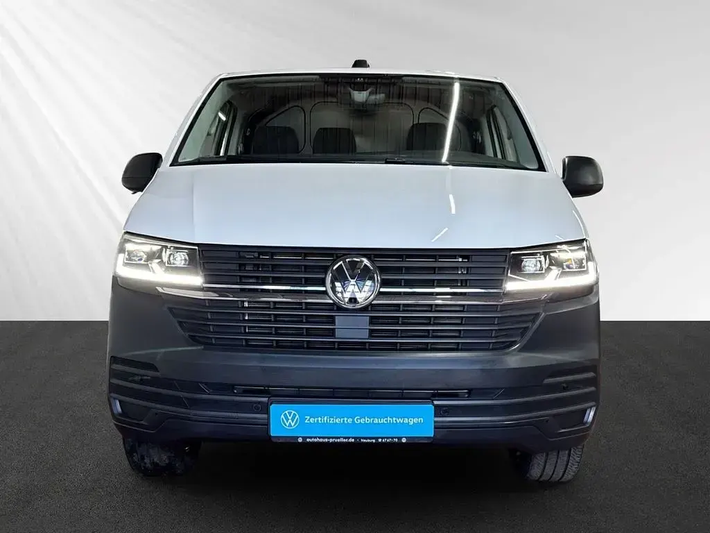 Gebraucht VW Transporter 150 PS (110 kW) 2022 Weiß Van