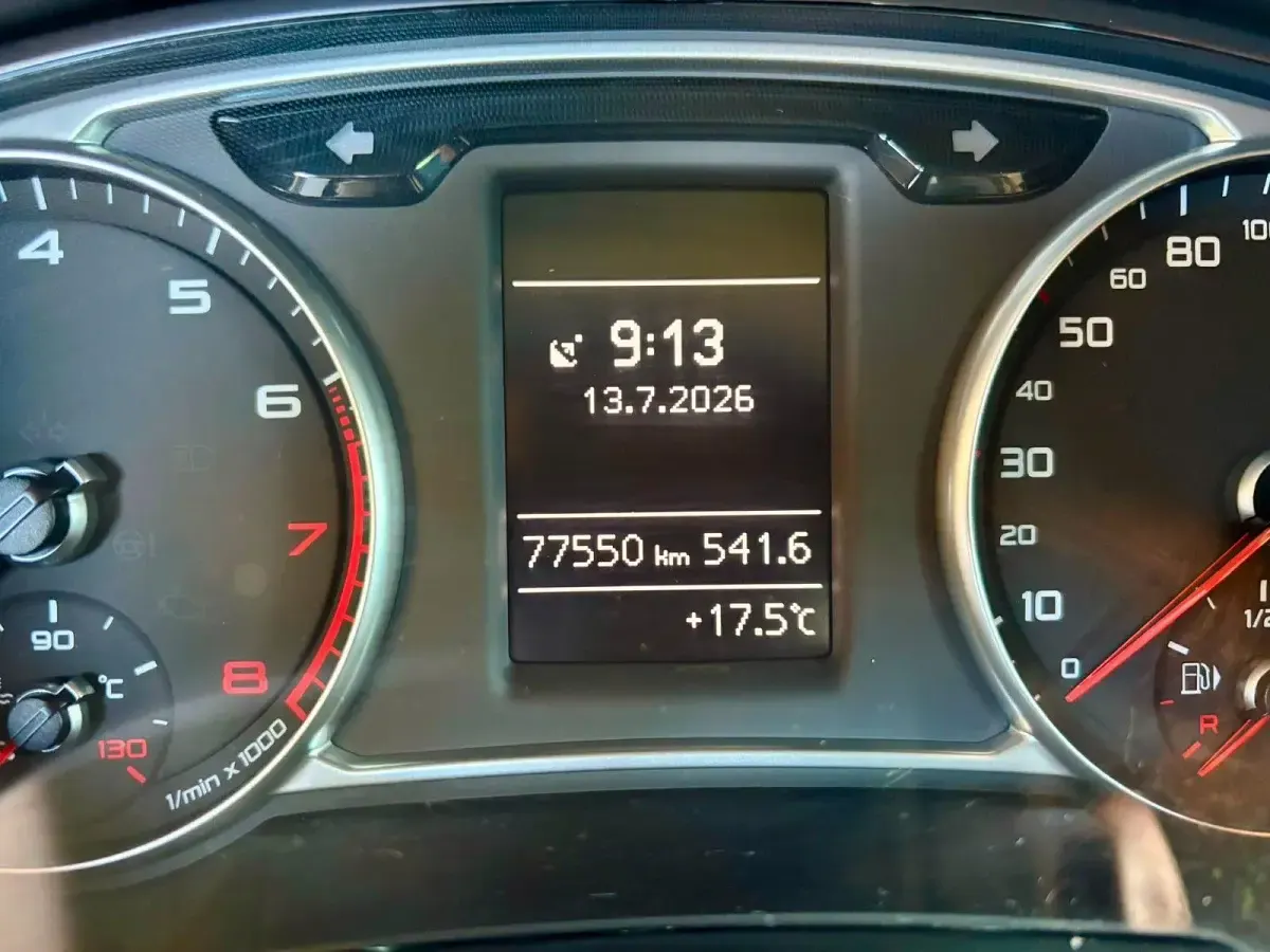 Gebraucht Audi A1 Sport 122 PS (89 kW) 2011 Violet Kleinwagen