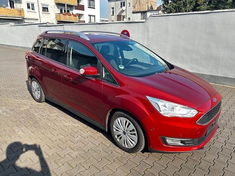 Gebraucht Ford Grand C-Max 150 PS (110 kW) 2017 Rot Van / Kleinbus