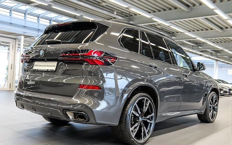 Gebraucht BMW X5 Comfort Edition 286 PS (210 kW) 2024 Grau SUV