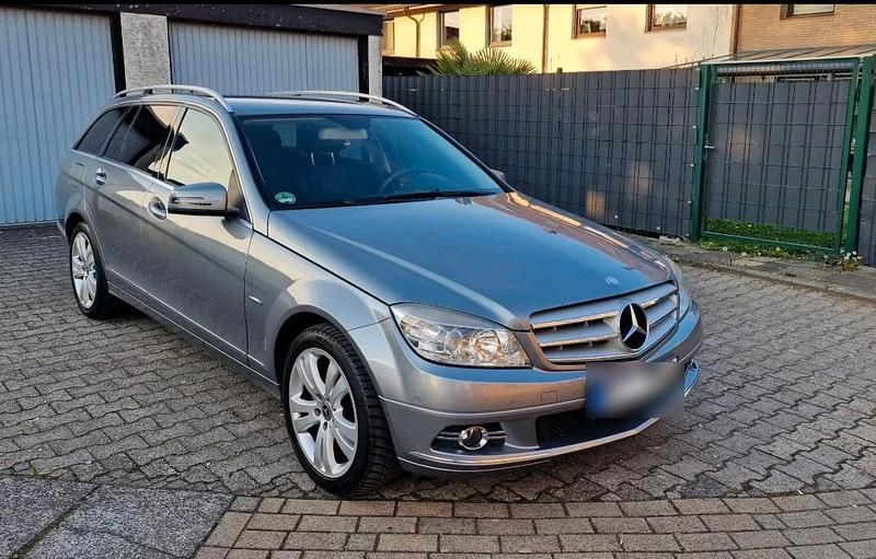 Gebraucht Mercedes C200 184 PS (135 kW) 2009 Grau Kombi