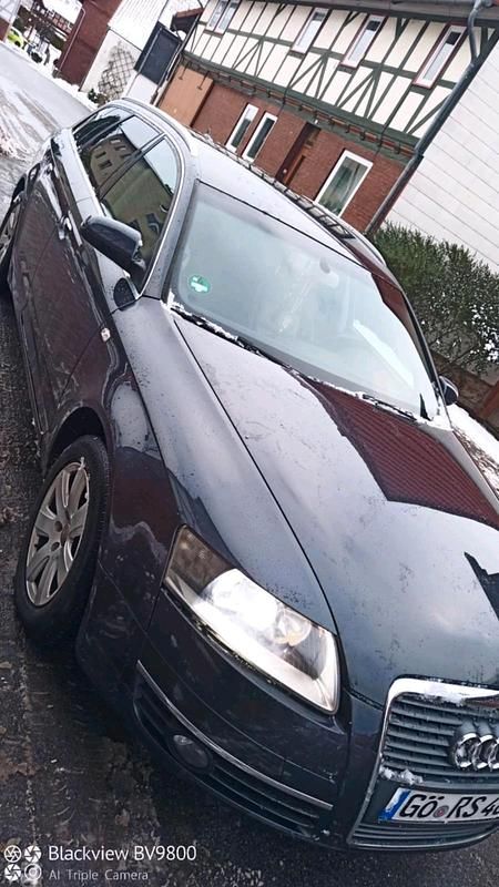 Grau Gebraucht 2005 VW Golf IV Kombi | 4.500 € - Bild 1/4