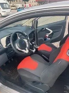 Gebraucht Ford Ka Titanium 69 PS (50 kW) 2009 Silber Kleinwagen