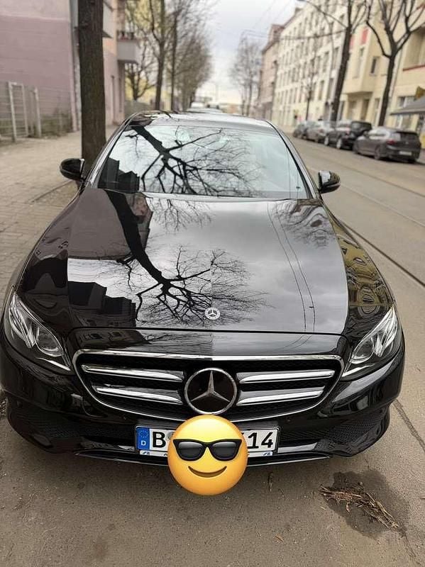 Gebraucht Mercedes E350 Avantgarde 211 PS (155 kW) 2018 Limousine