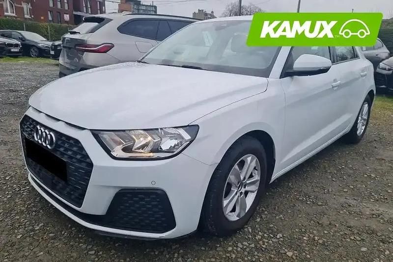 Weiß Gebraucht 2020 Audi A1 Limousine | 15.700 € (Fairer Preis) - Bild 1/4