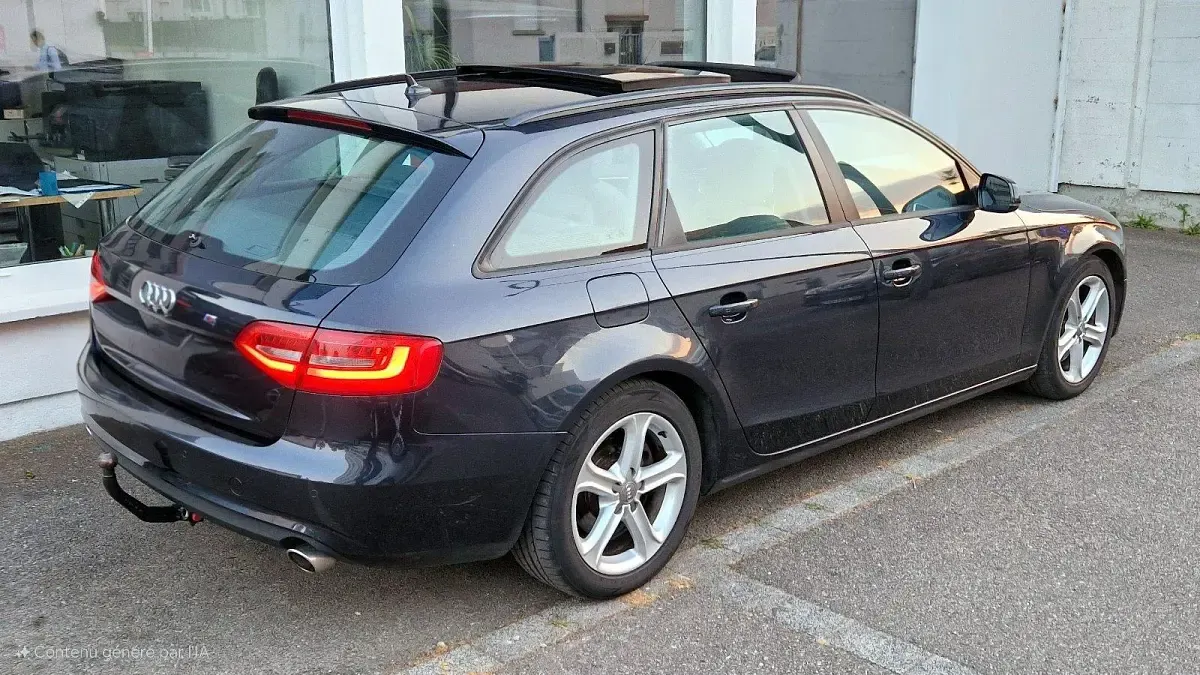 Gebraucht Audi A4 245 PS (180 kW) 2012 Blau Kombi