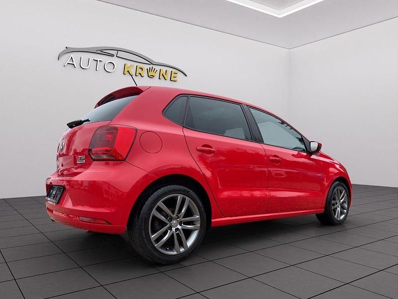 Gebraucht VW Polo Highline 110 PS (80 kW) 2017 Rot Limousine