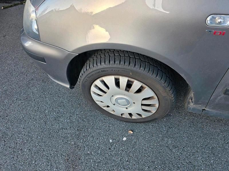 Gebraucht Seat Alhambra 143 PS (105 kW) 2007 Braun Van / Kleinbus