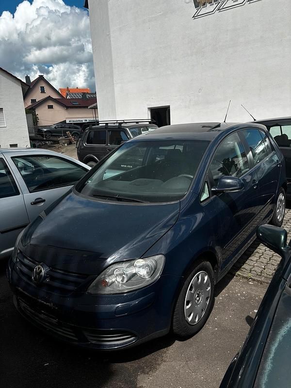 Blau Gebraucht 2005 VW Golf Plus Cross Van / Kleinbus | 2.900 € (Guter Preis) - Bild 1/4