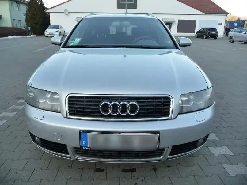 Gebraucht Audi A4 163 PS (119 kW) 2003 Silber Kombi