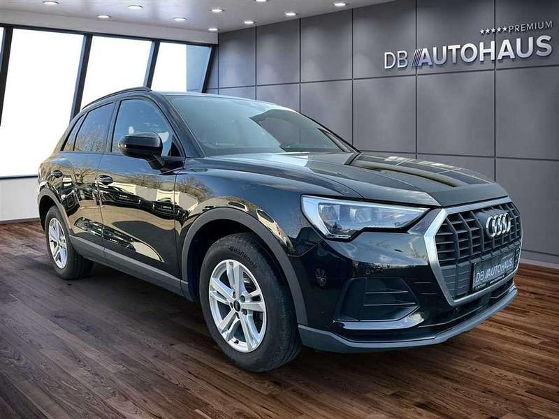 Second-hand Audi Q3 Ambiente 150 CP (110 kW) 2023 Negru SUV