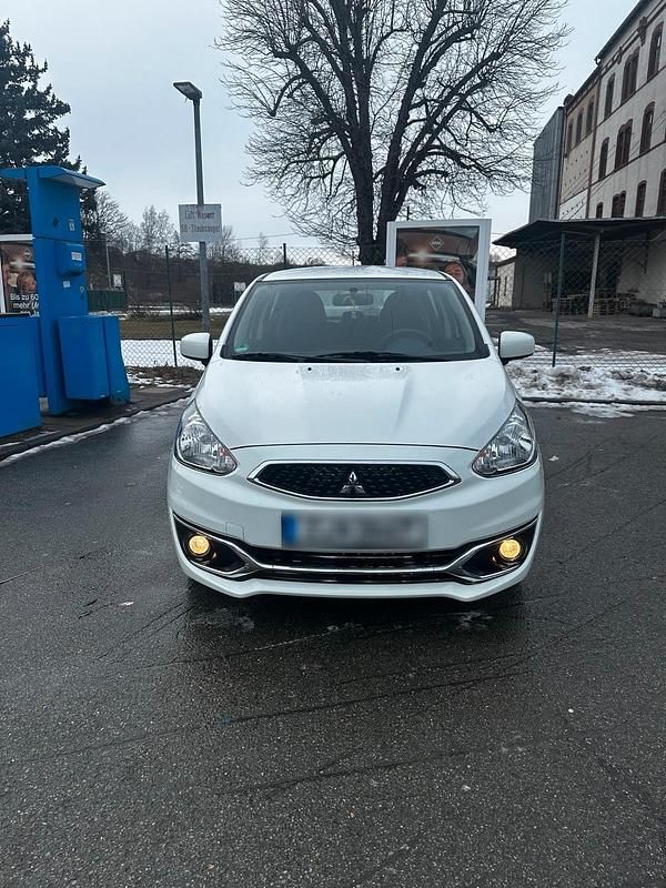 Weiß Gebraucht 2019 Mitsubishi Space Star Kleinwagen | 7.000 € (Fairer Preis) - Bild 1/4