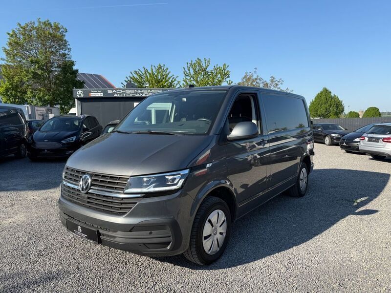 Grau Gebraucht 2021 VW T6.1 Van | 26.699 € - Bild 1/4