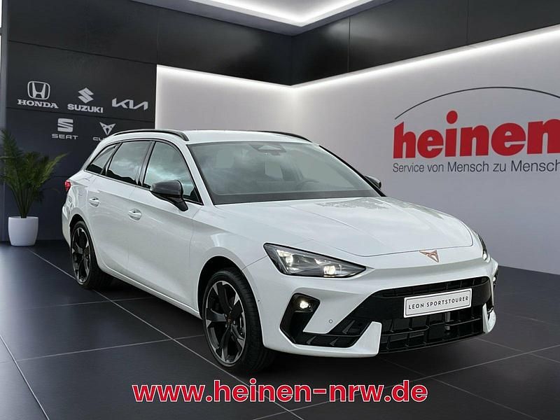 Neu Cupra Leon 150 PS (110 kW) 2025 Weiß Limousine
