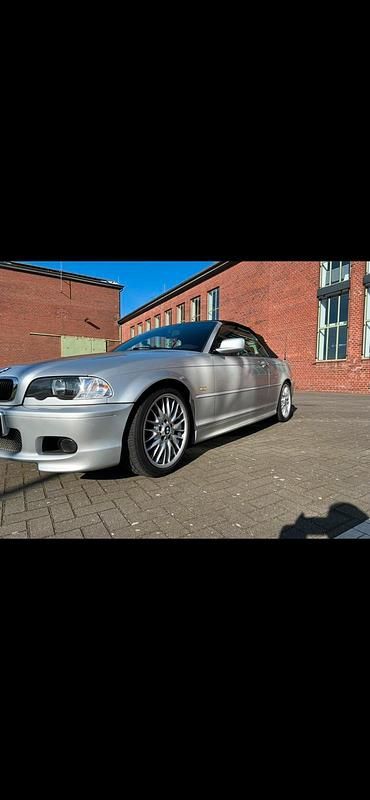 Silber Gebraucht 2001 BMW 320 Cabriolet Cabrio | 8.500 € (Fairer Preis) - Bild 1/4