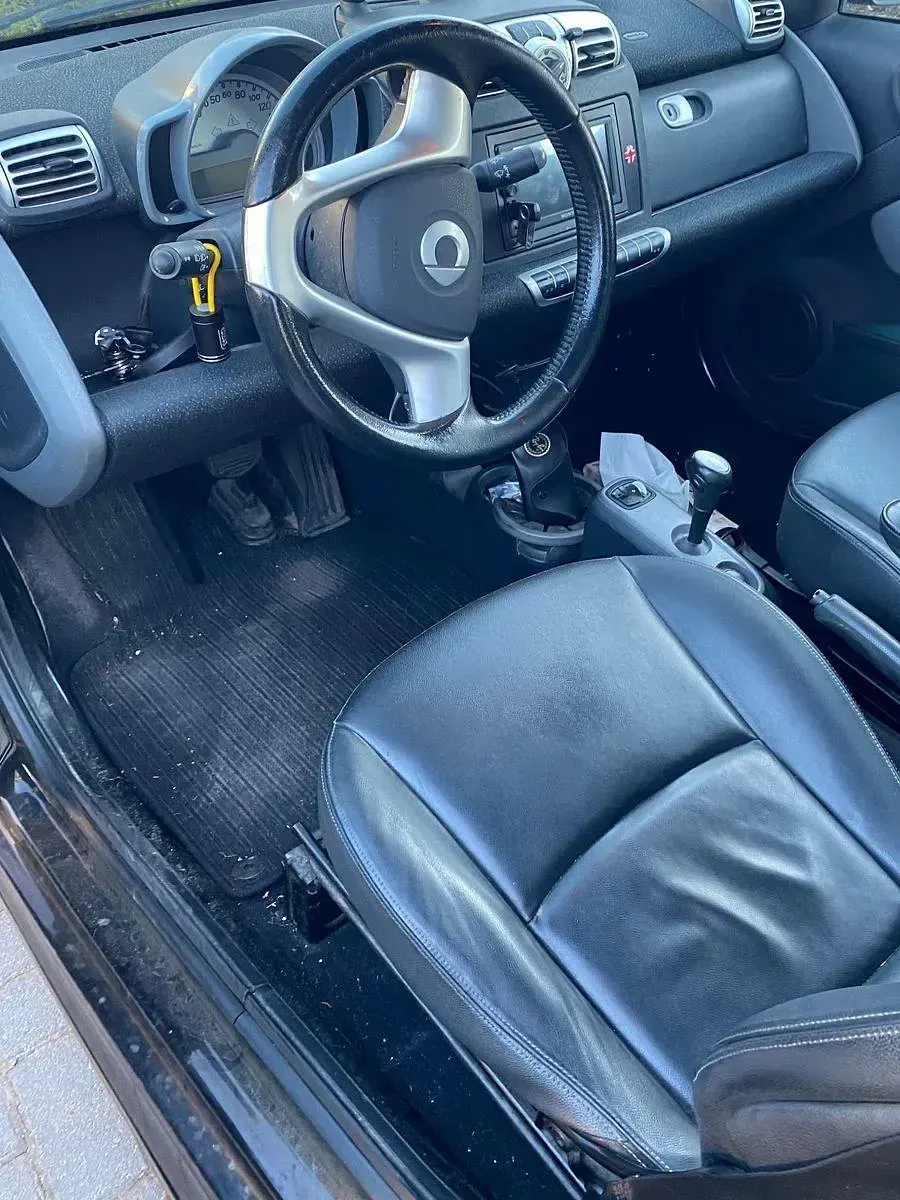 Second-hand Smart Roadster 82 CP (60 kW) 2008 Negru Cabrio