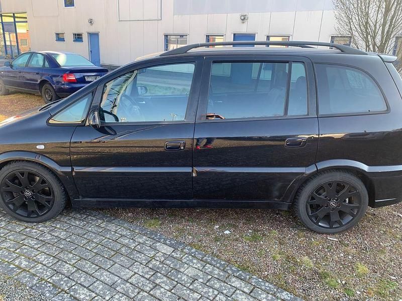 Gebraucht Opel Zafira OPC 192 PS (141 kW) 2003 Schwarz Van / Kleinbus