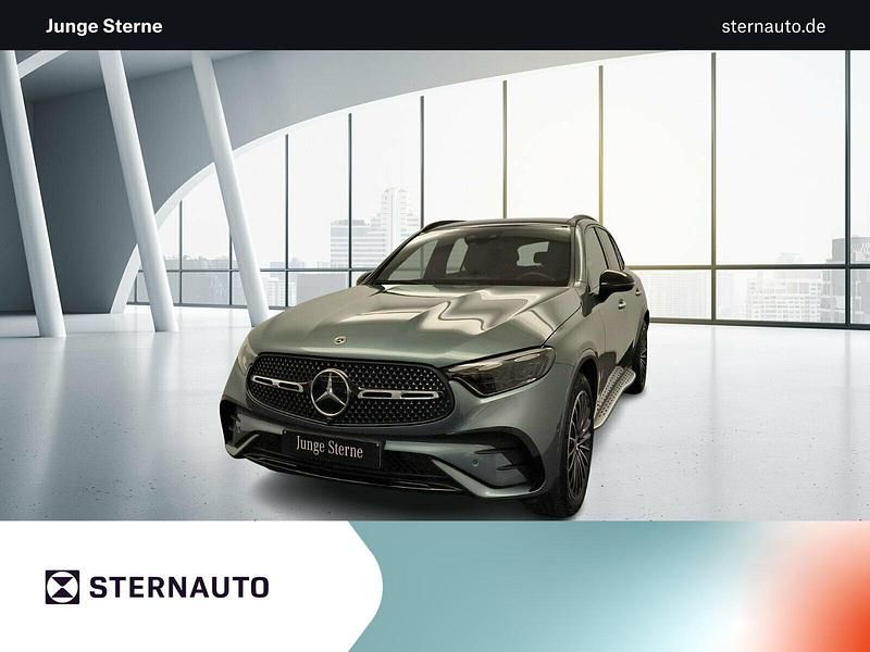 Metalliclack verdesilber metallic Gebraucht 2024 Mercedes GLC450 AMG Line Premium Plus SUV | 78.540 € (Teuer) - Bild 1/4