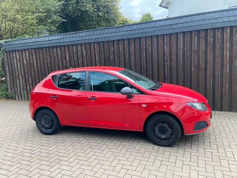 Rot Gebraucht 2009 Seat Ibiza Kleinwagen | 2.750 € - Bild 1/4