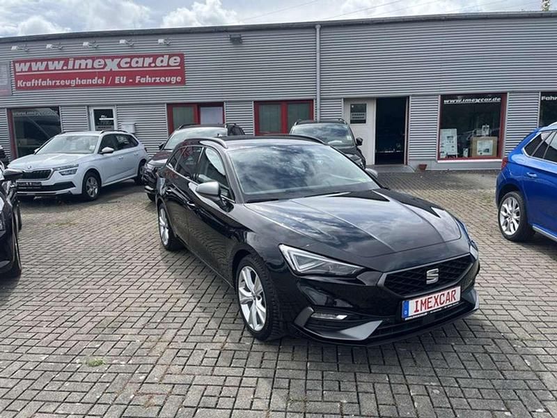 Schwarz Gebraucht 2024 Seat Leon FR Kombi | 29.900 € (Fairer Preis) - Bild 1/4