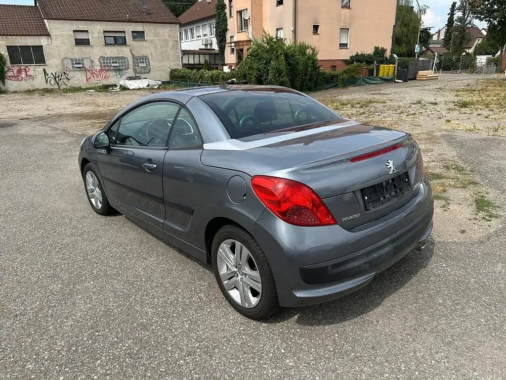 Gebraucht Peugeot 207 CC Sport 120 PS (88 kW) 2007 Grau Cabrio