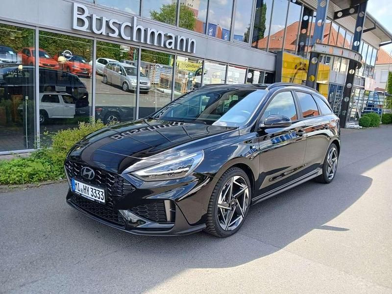 Abyss black Gebraucht 2025 Hyundai i30 N Line Kombi | 32.890 € (Teuer) - Bild 1/4