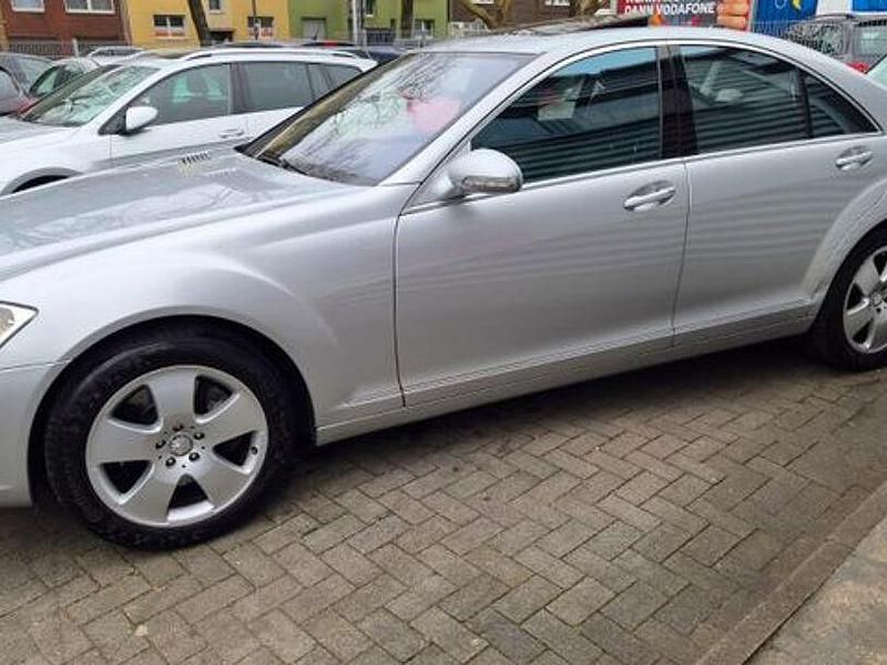 Gebraucht Mercedes S500 388 PS (285 kW) 2009 Iridiumsilber  metalliclack Limousine