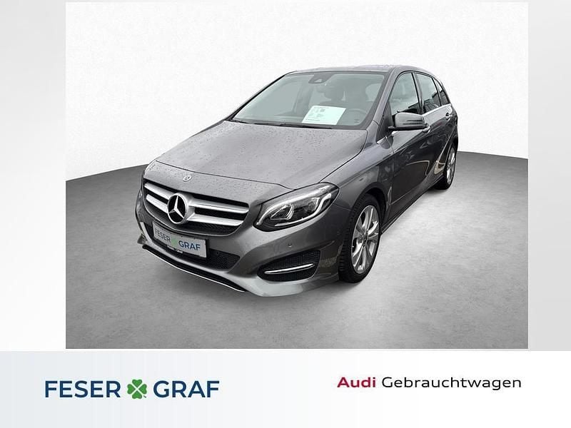 Gebraucht Mercedes B200 Style 156 PS (114 kW) 2018 Grau Van / Kleinbus