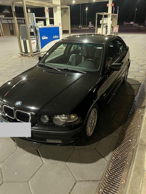 Gebraucht BMW 325 Sport Line 192 PS (141 kW) 2003 Schwarz Limousine