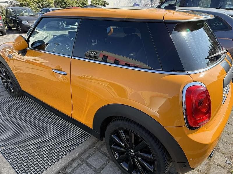 Second-hand Mini ONE 102 CP (75 kW) 2017 Portocaliu Hatchback