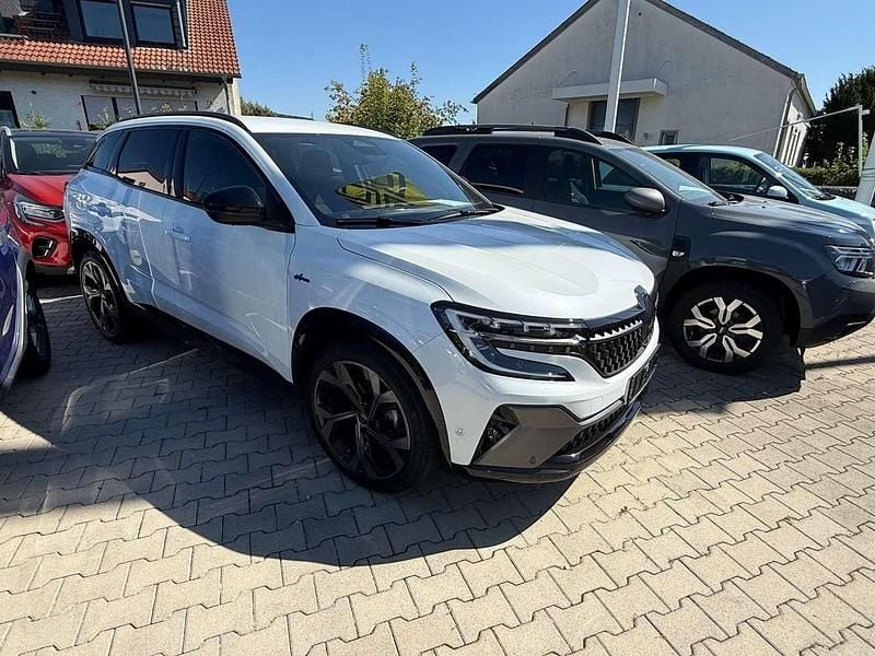Weiß Gebraucht 2023 Renault Austral Techno Esprit Alpine SUV | 32.000 € (Teuer) - Bild 1/4