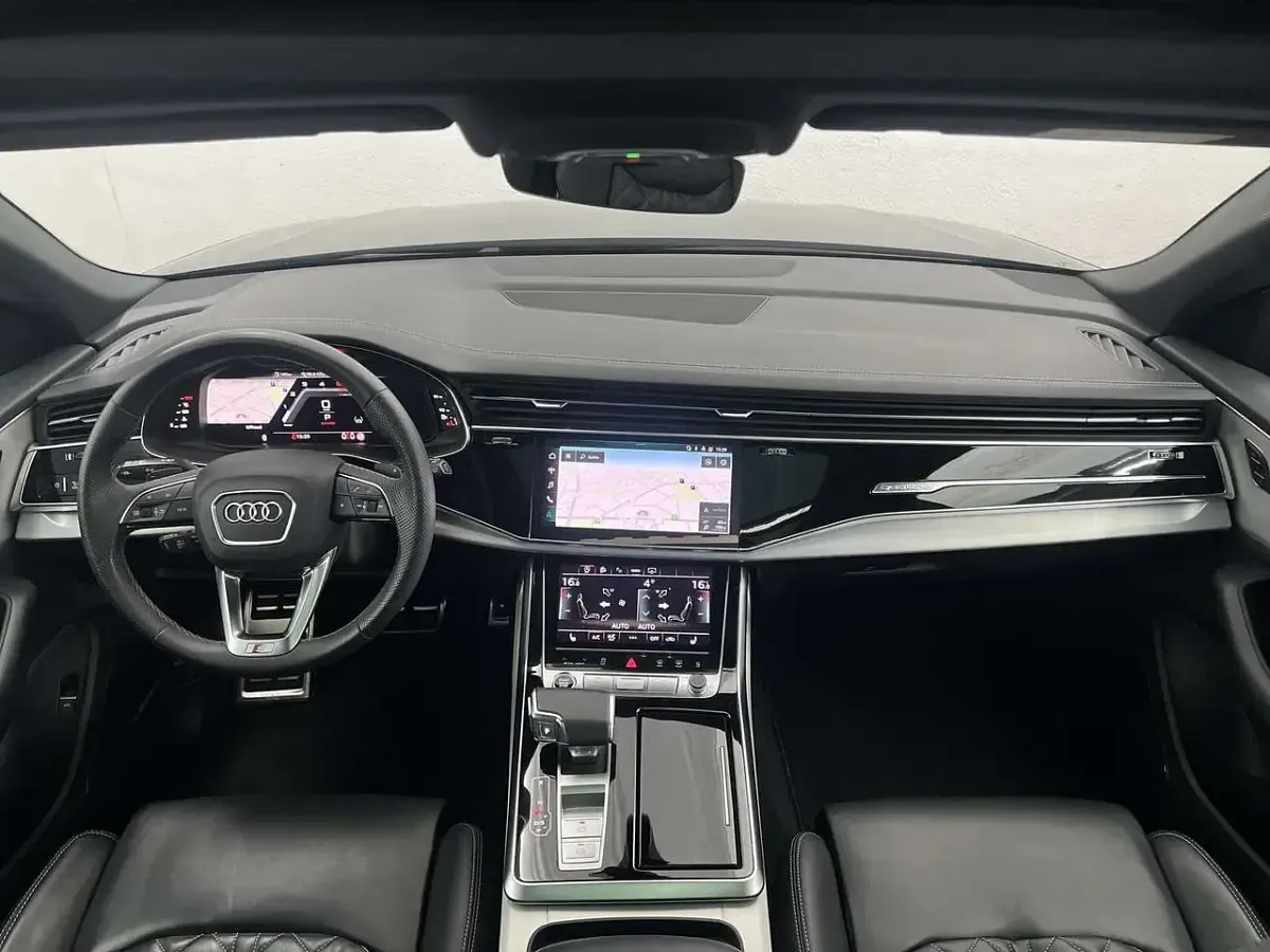Usata Audi Q8 S-Line 231 CV (169 kW) 2023 Nero SUV